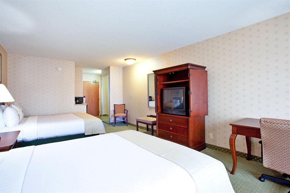 Hampton Inn Salem Bilik gambar