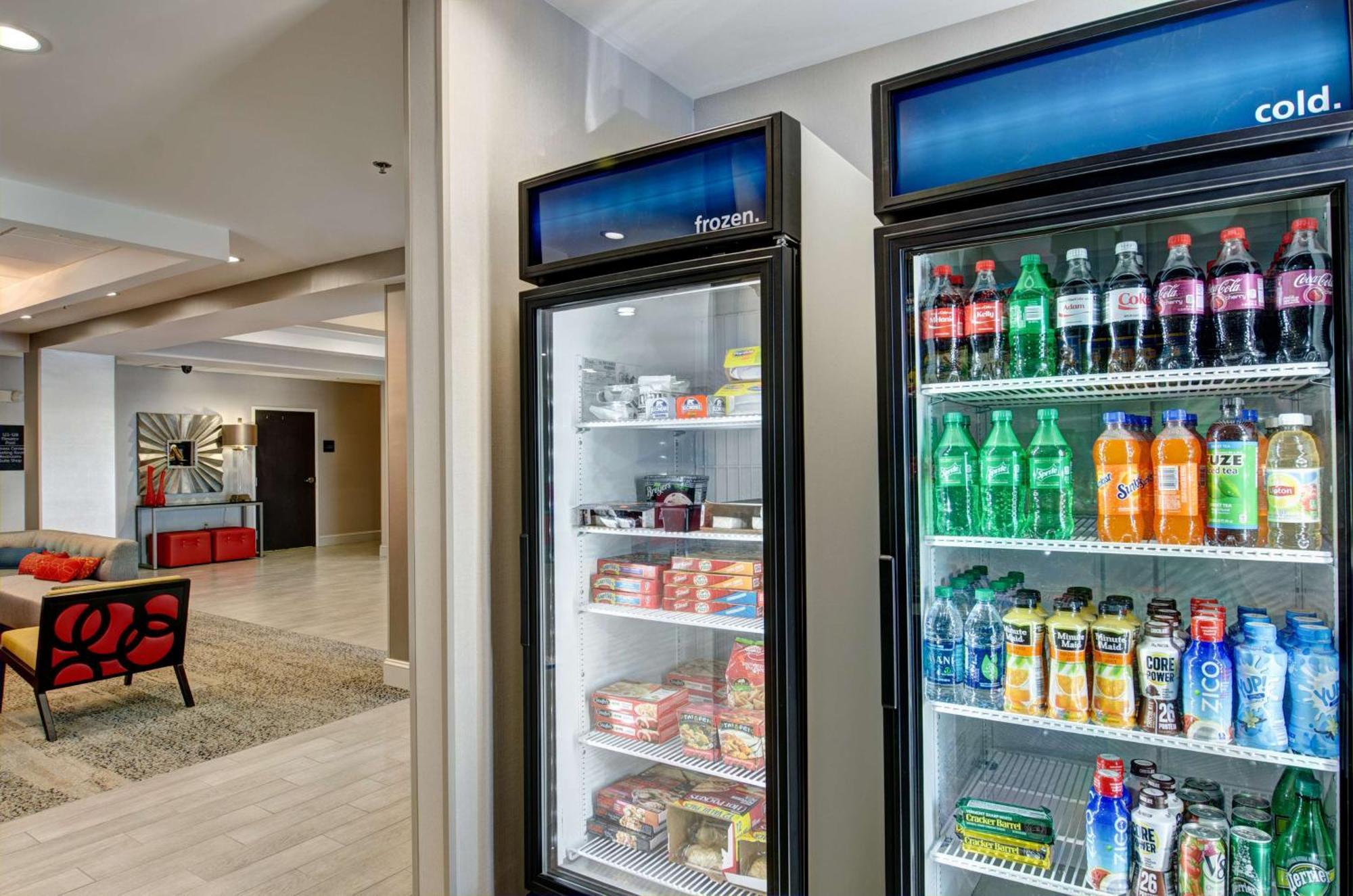 Hampton Inn Salem Luaran gambar