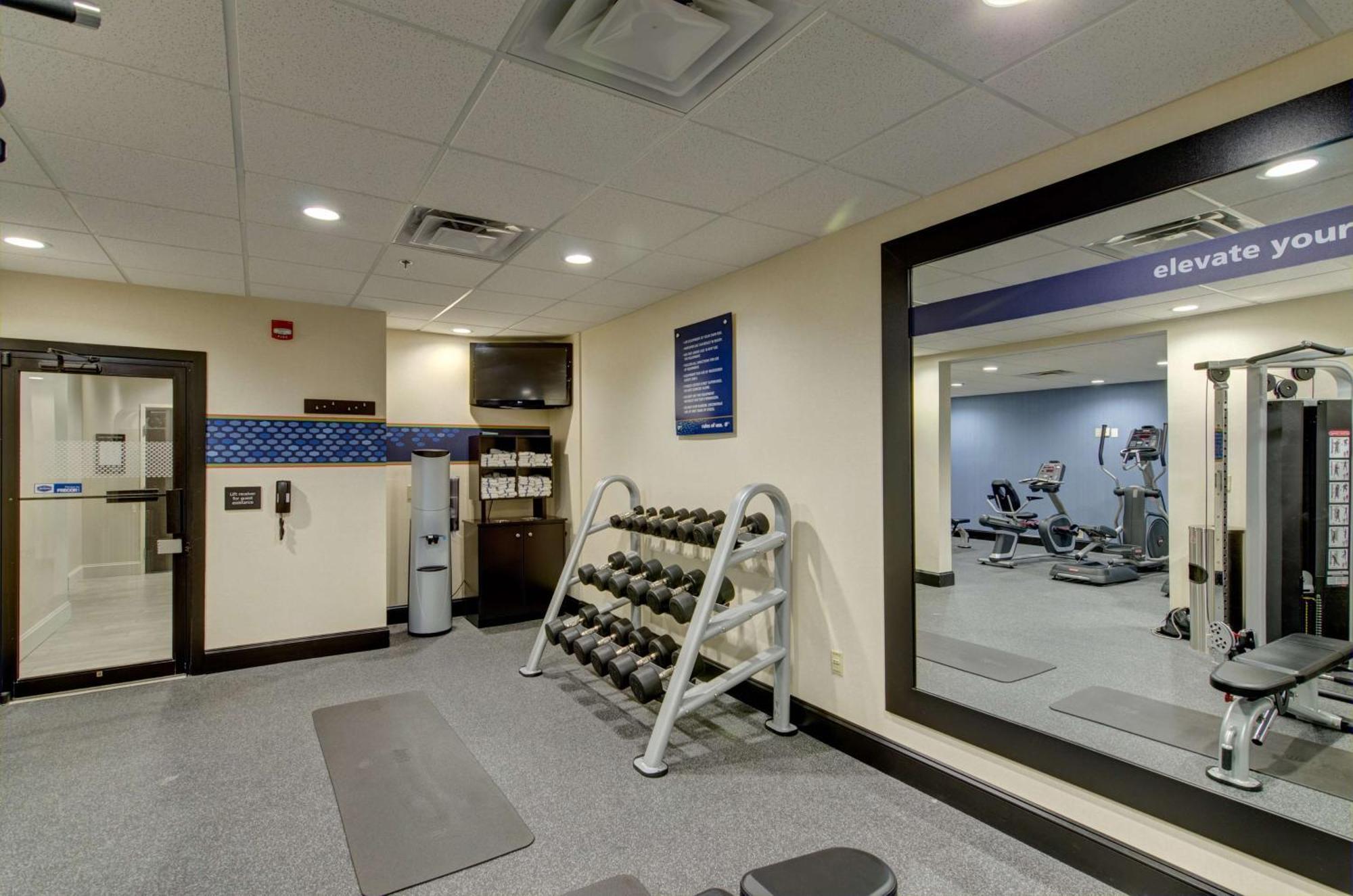 Hampton Inn Salem Luaran gambar